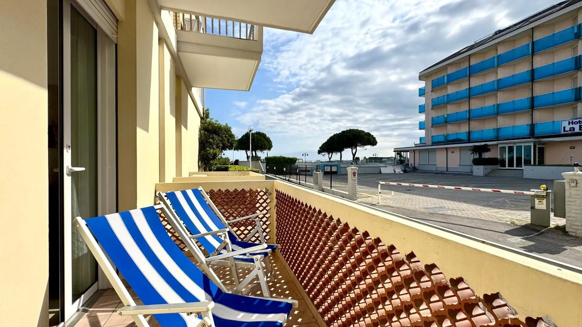 Solmare T1 Family Apartments - Carraro Immobiliare Jesolo 0*, Τζεσόλο Λίντο Ιταλία